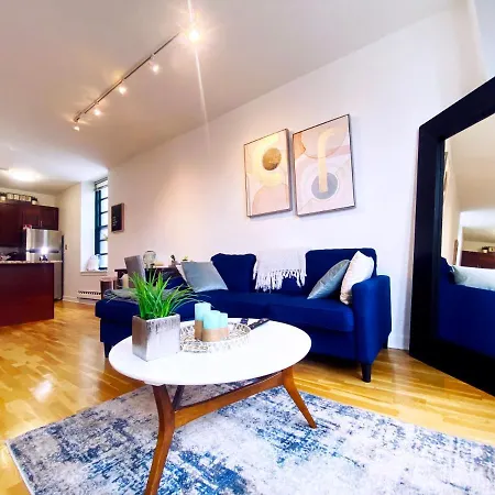 Walk To Millennium/Loop- King Size 1 Bed Apartment